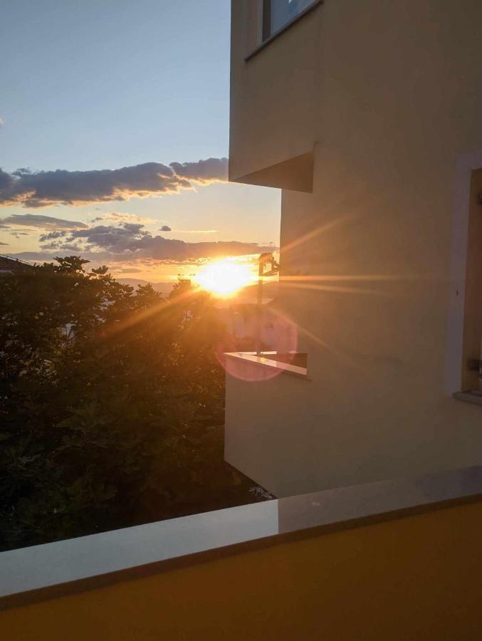 Apartmani Sanja Klenovica Bagian luar foto