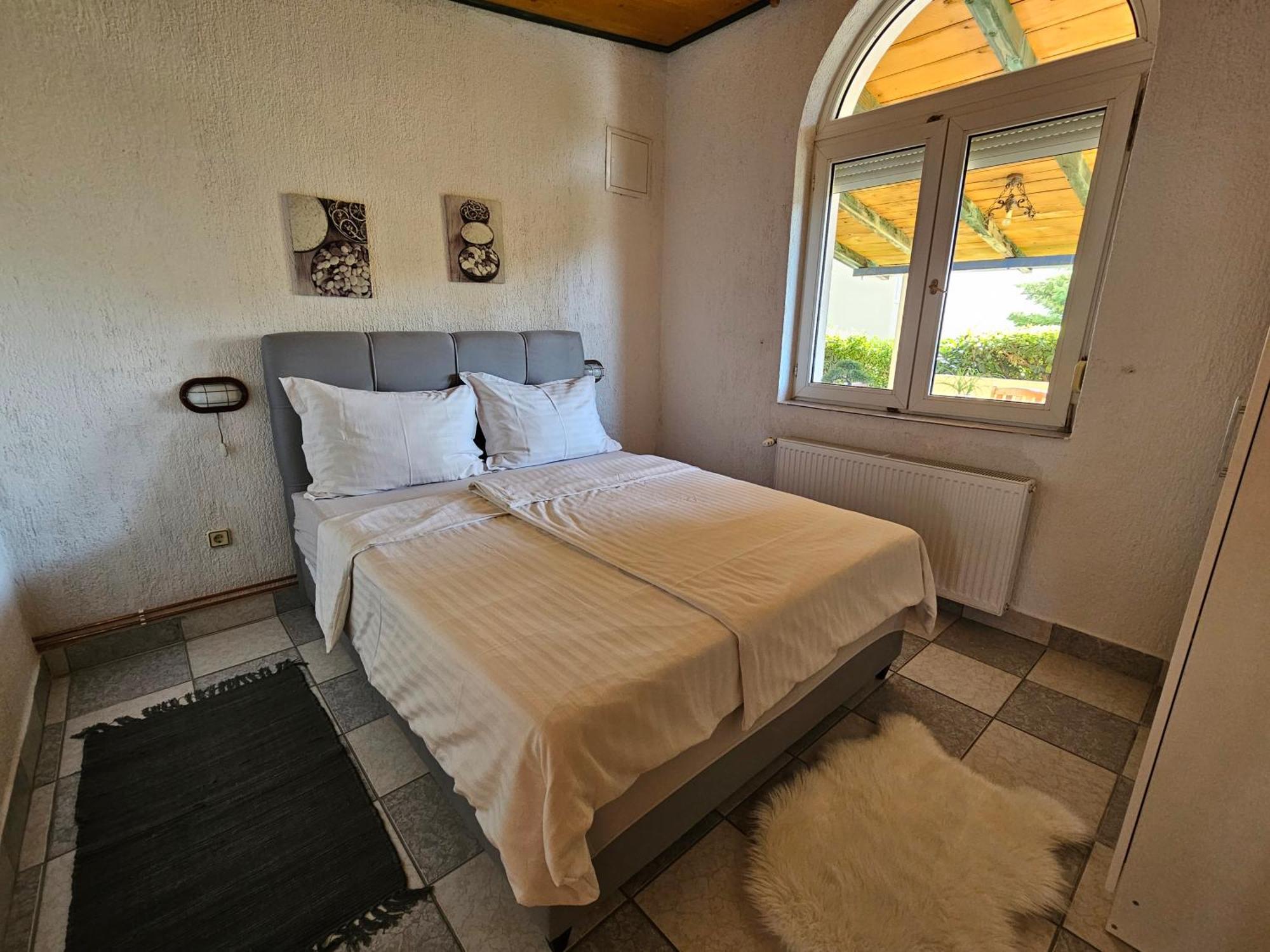 Apartmani Sanja Klenovica Bagian luar foto
