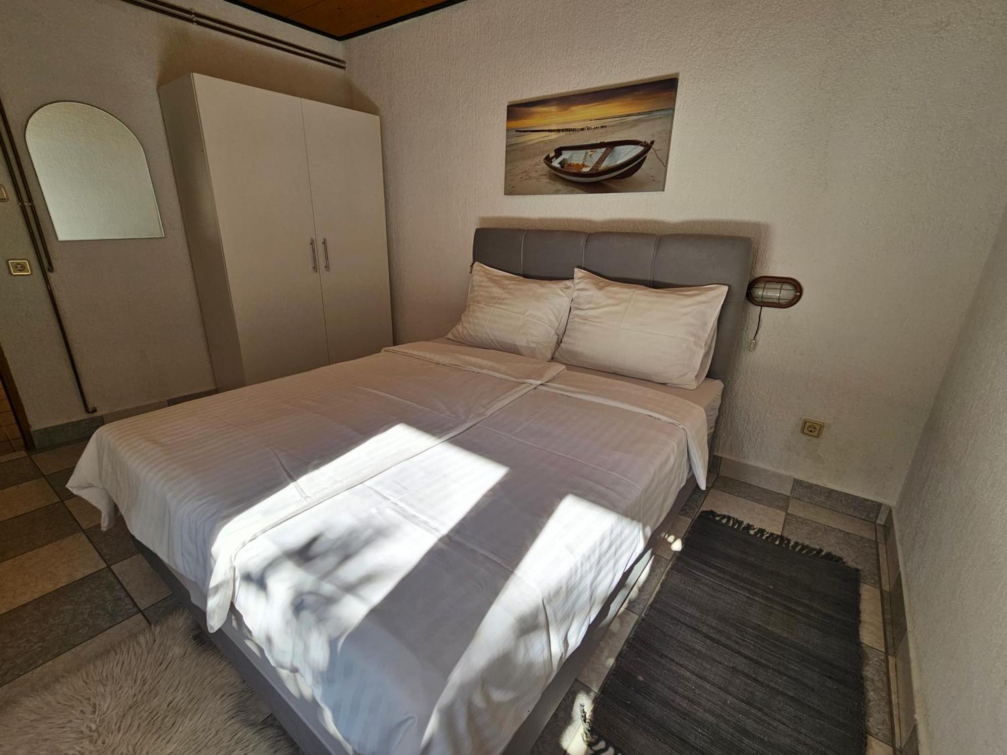 Apartmani Sanja Klenovica Bagian luar foto